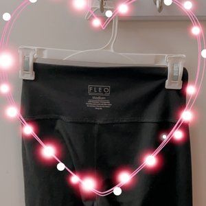 El Toro 25" Black on Black - Romey